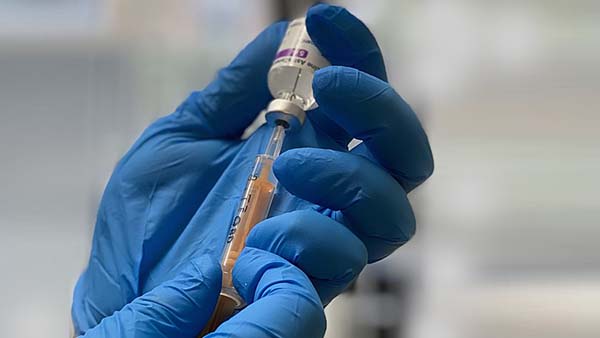 svamp teenagere Ekspedient Spansk studie finder det sikkert og effektivt at kombinere vacciner