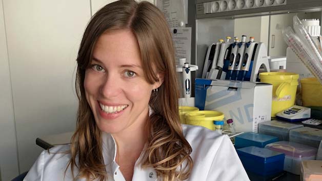 Linn Gillberg, 37 år, er svensk, men uddannet som human biolog i Danmark og med hele sit arbejdsliv her. De kommende tre år skal hun arbejde på at finde strategier, så kemoterapi ikke fører til, at brystkræftpatienter efterfølgende rammes af andre sygdomme som f.eks. diabetes.